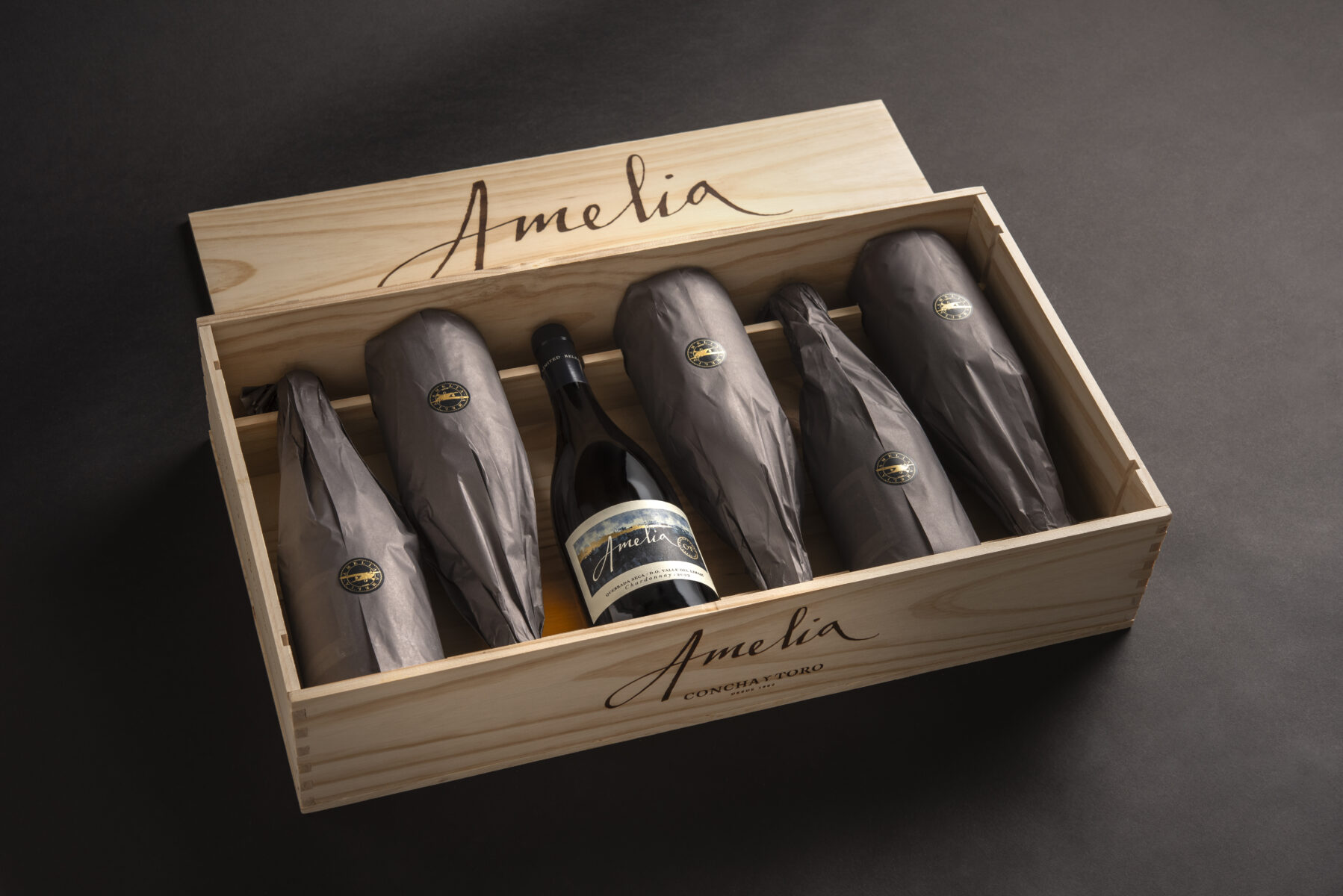 LUXURIA LIFESTYLE INTERNATIONAL WELCOMES AMELIA WINES