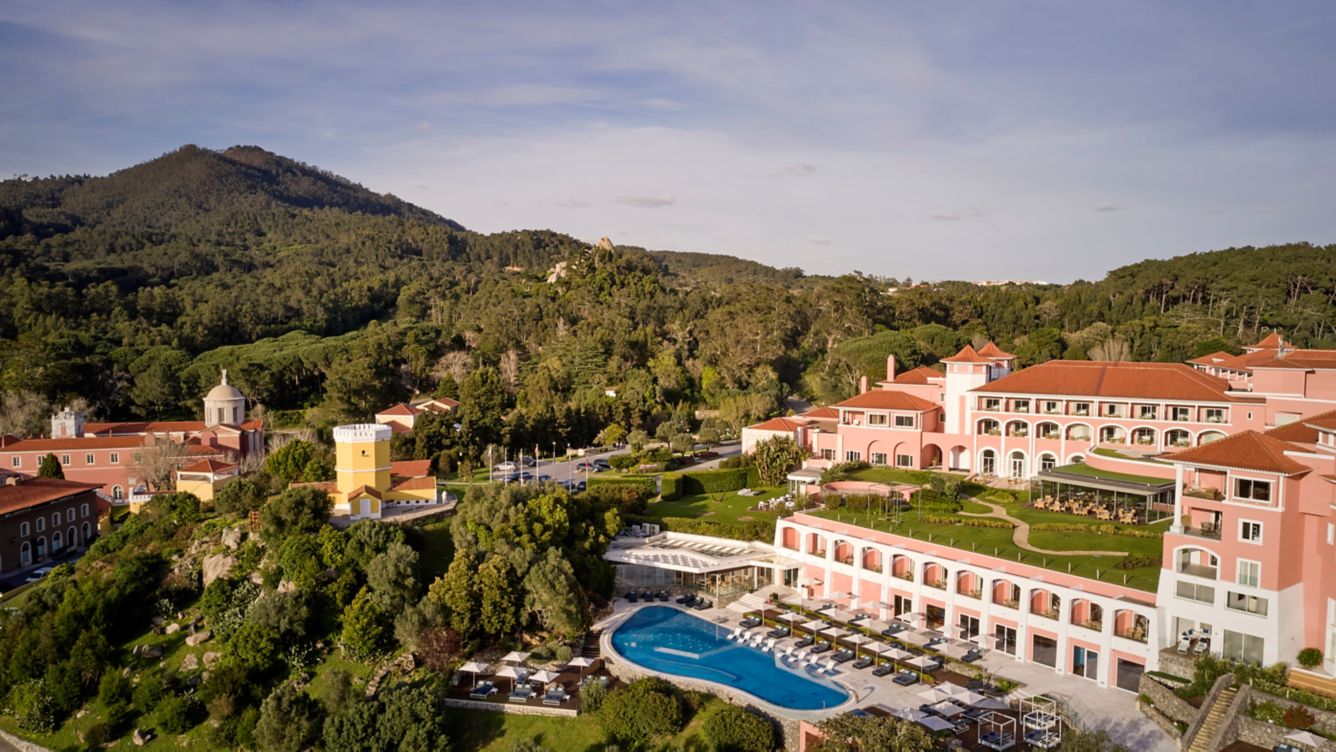 LUXURIA LIFESTYLE INTERNATIONAL MAGAZINE WELCOMES PENHA LONGA RESORT IN PORTUGAL